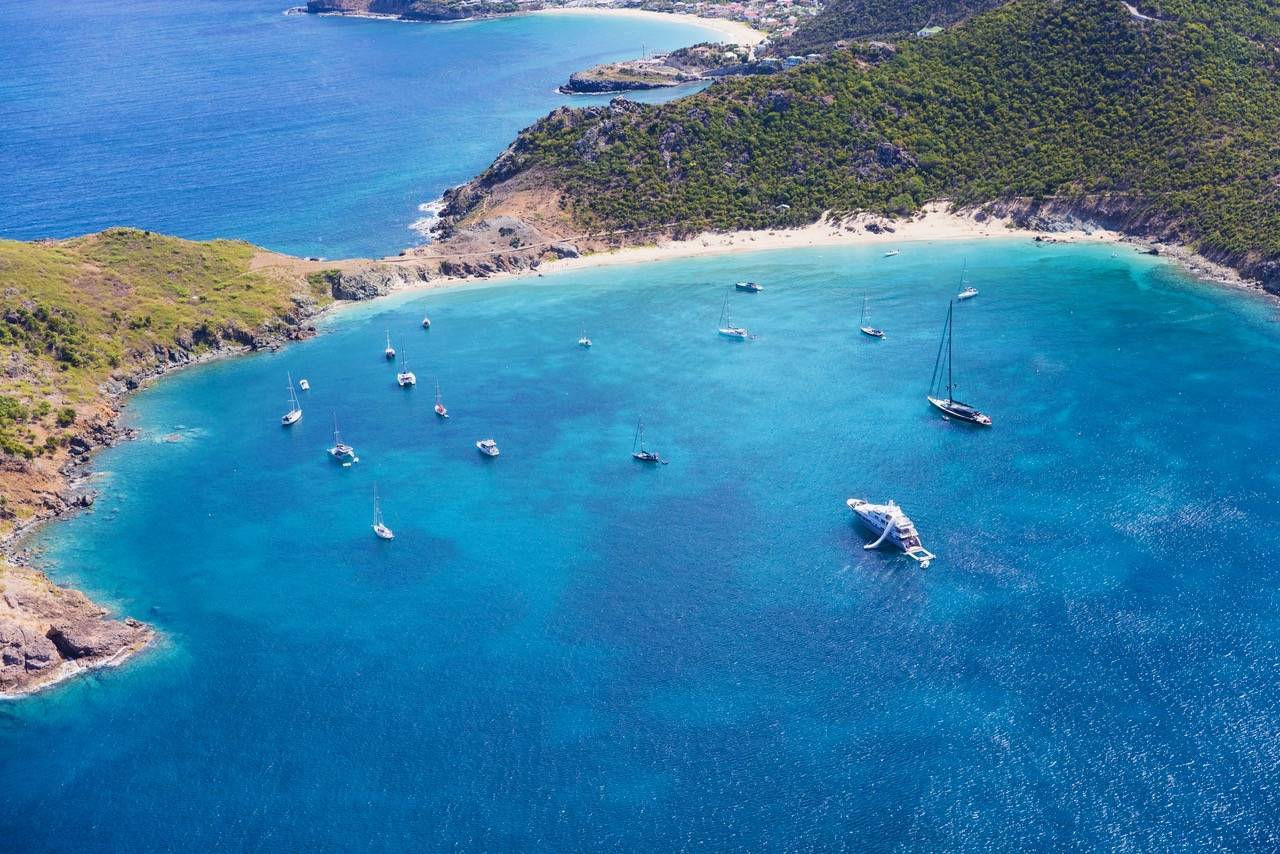 4 Gorgeous Beaches in St Barthélemy That You Can't Miss