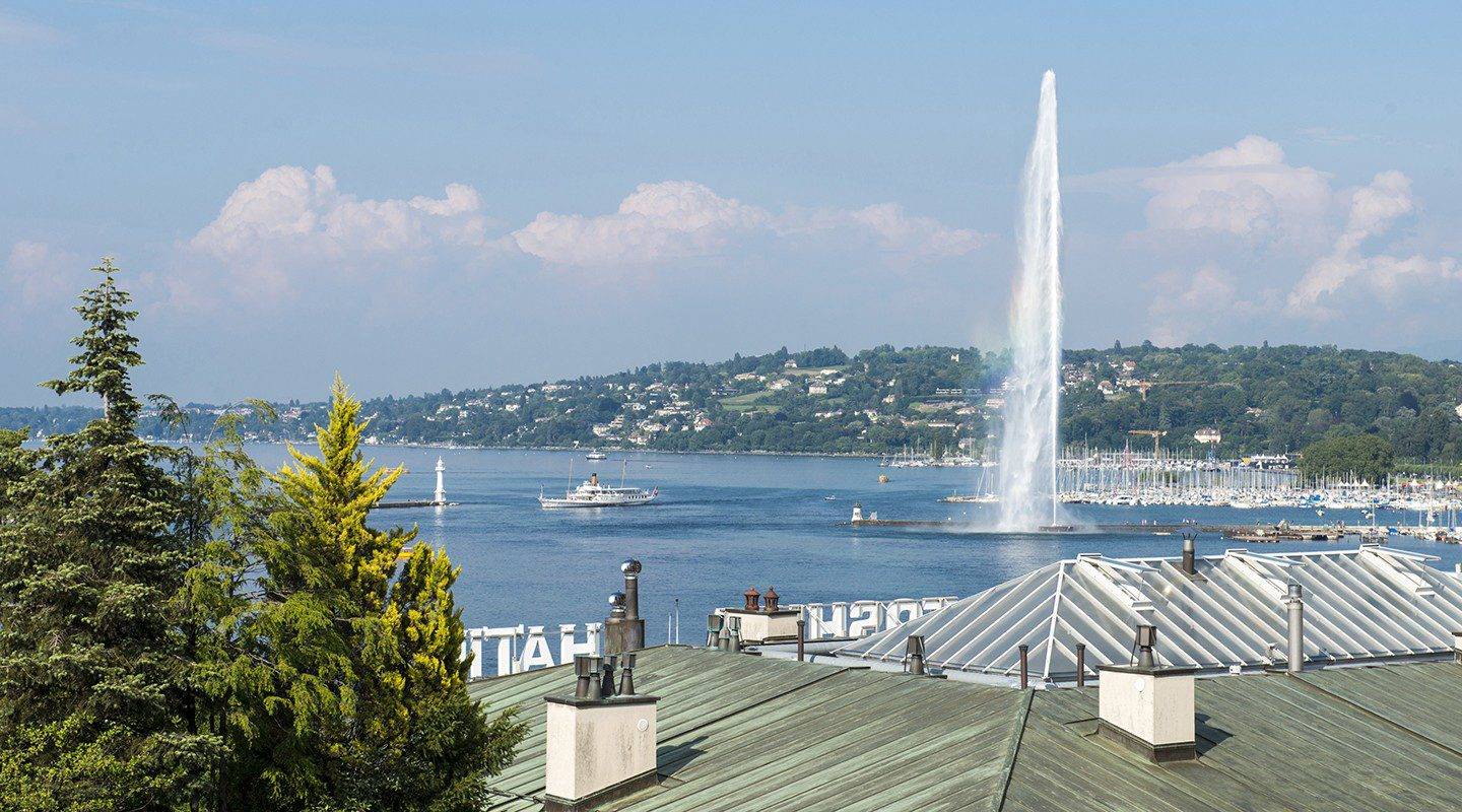 geneve--restaurant-rooftop-42-geneva-0-p01.jpg