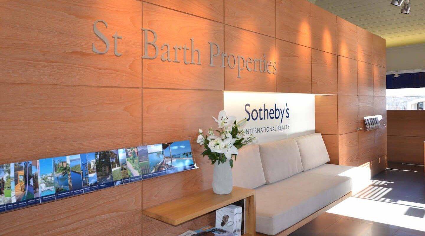 st-barth--service-spb-2-office-ld.jpg