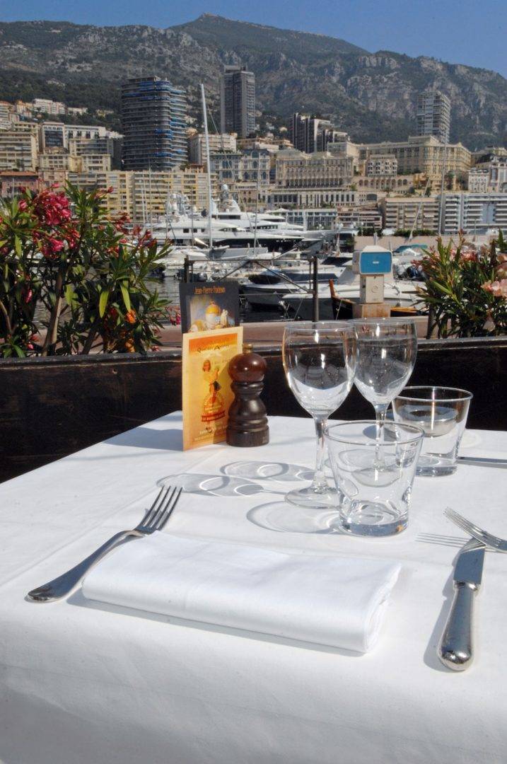 monaco-restaurant-terrasse-vue-port-min.JPG