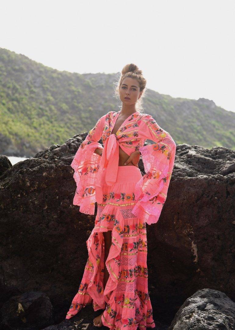 st-barth-shopping-robe-corail-min.jpg