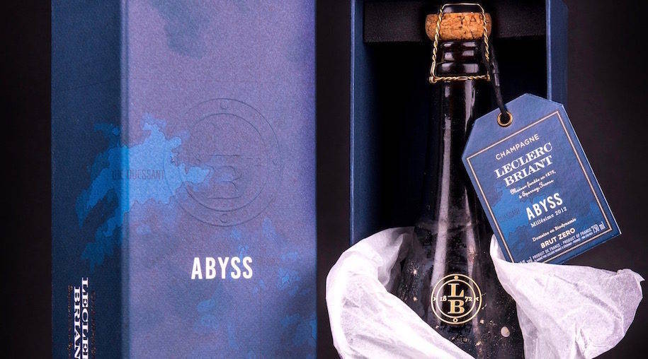 article-abyss-packshot-fondnoir-leclercbriant-original-min-1.jpg