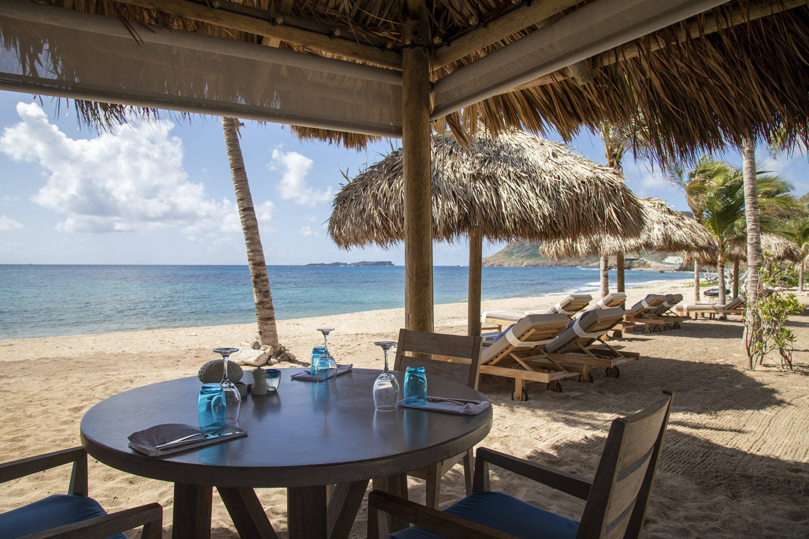 Beach-club-lunch.jpg