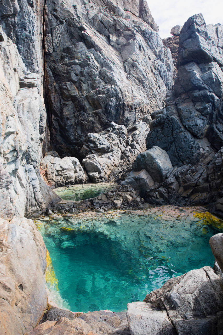 2-st-barth-loisirs-petit-cul-de-sac-piscines-naturelles-st-barths.jpeg