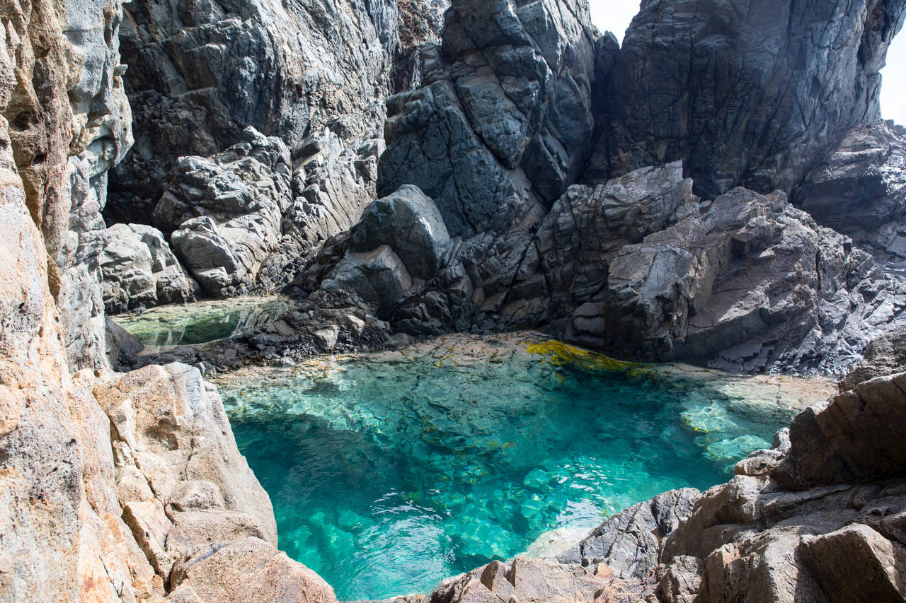 4-st-barth-loisirs-petit-cul-de-sac-piscines-naturelles-st-barths.jpeg