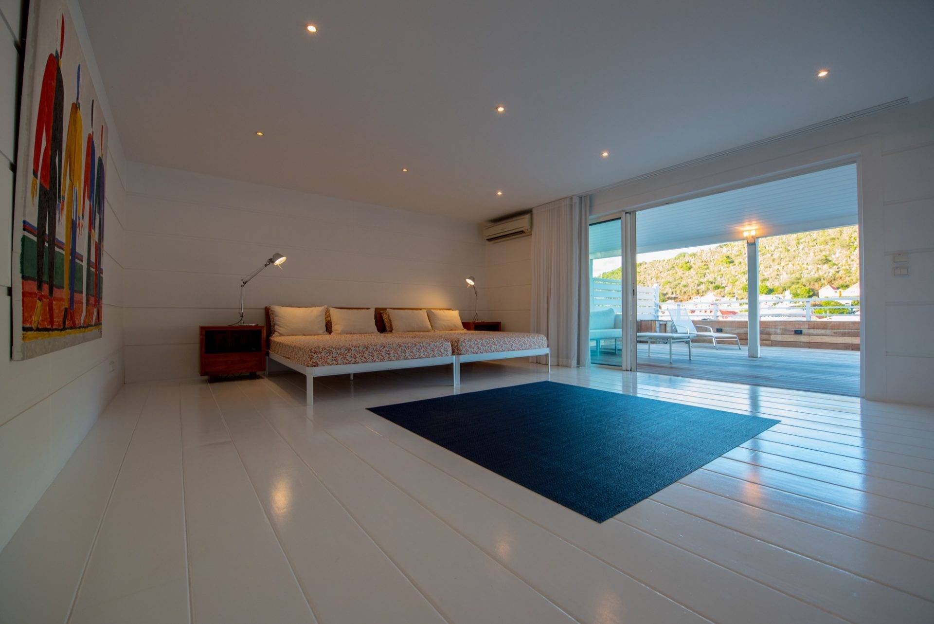 3 BEDROOM