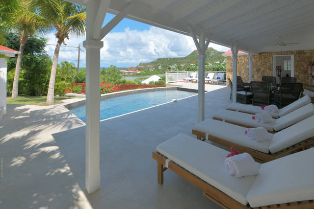 2-ideal-villa-rentals-kir-royal-st-barths-1.jpeg