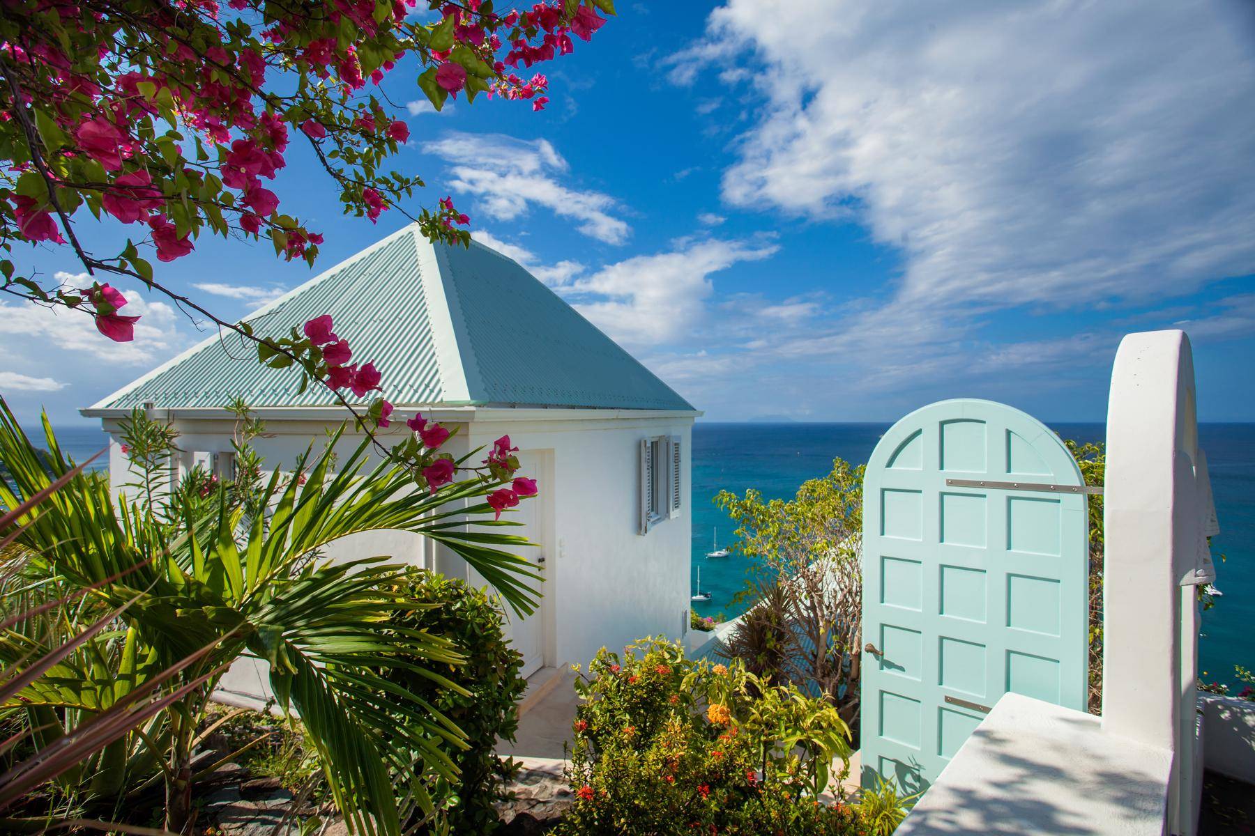 25_ideal_villa_rentals_st_barth_mauresque_entrance.jpg