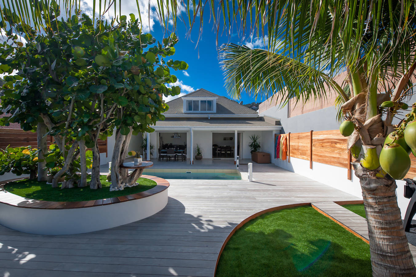 3_ideal_st_barth_villas_micela_terrace_pool.jpg