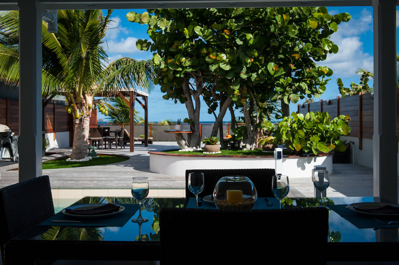 7_ideal_st_barth_villas_micela_terrace.jpg