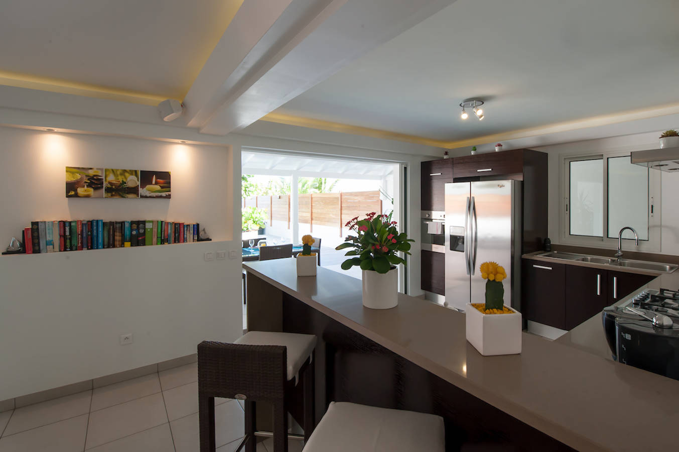 9_ideal_st_barth_villas_micela_kitchen_terrace.jpg