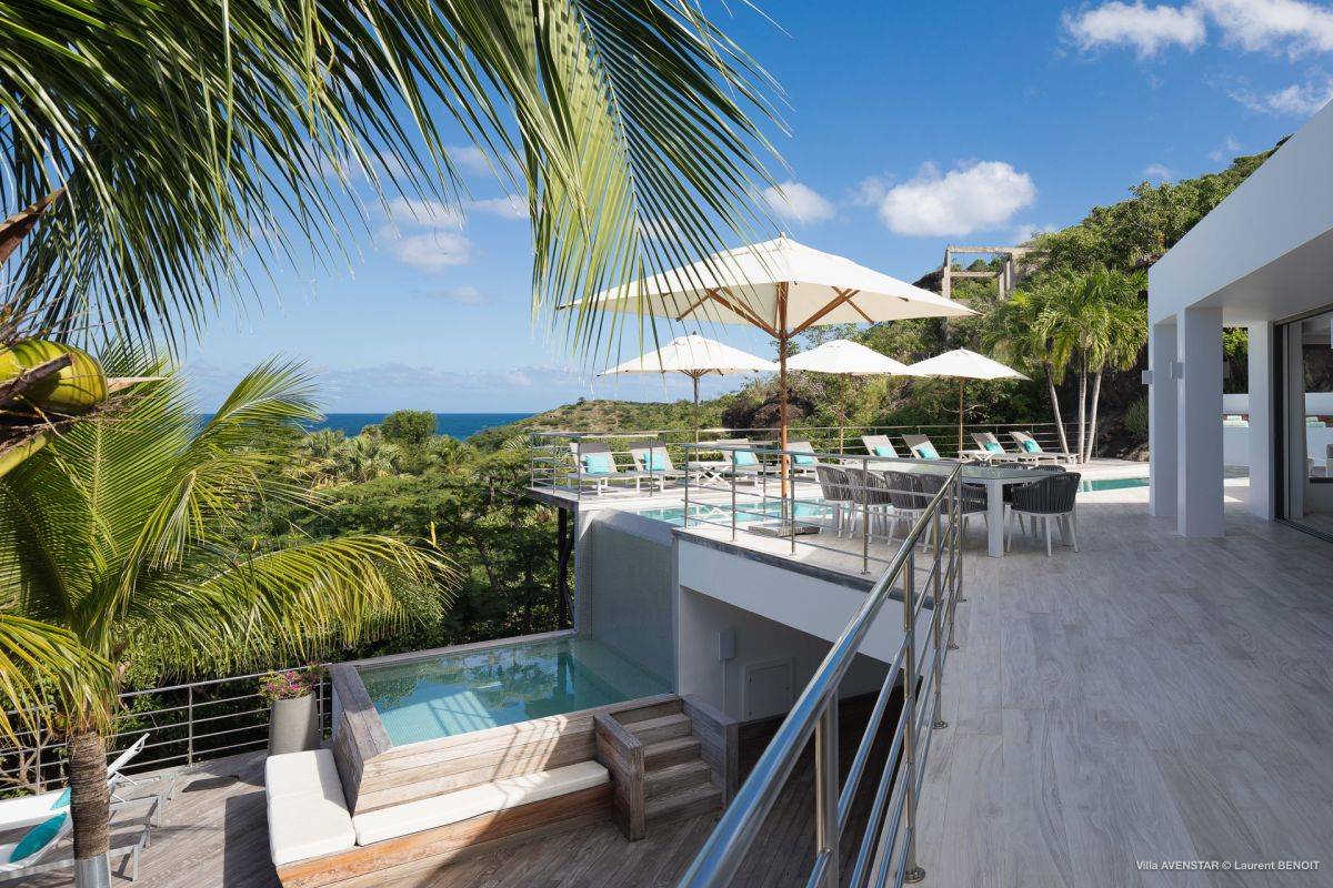 ideal-saint-barth-villa-rentals-avenstar-exteriors-2-61d33f0ce2c46450500266.jpg
