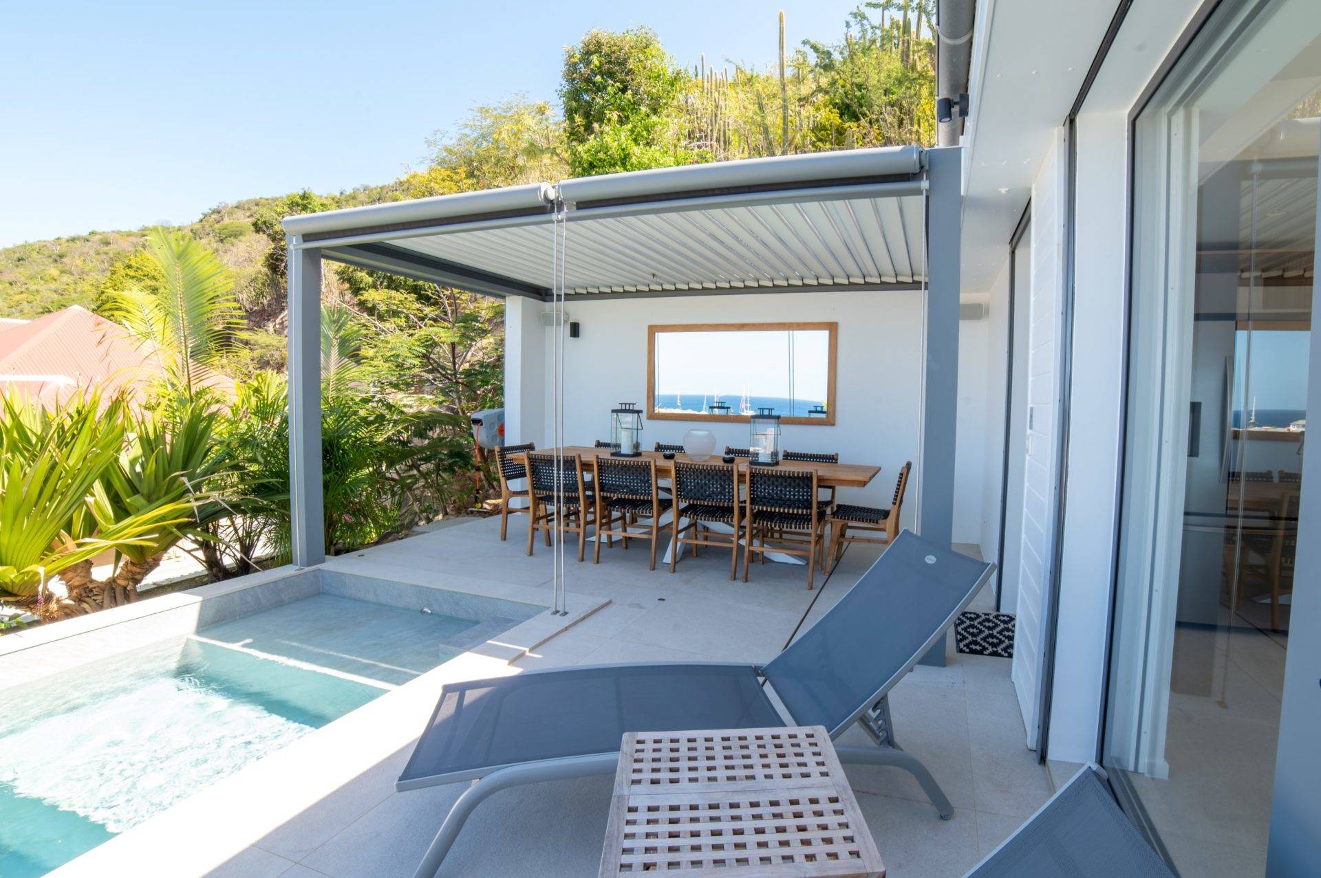 5_ideal_st_barth_villa_rental_villa_les_grenadines_gustavia_pool_table.jpg