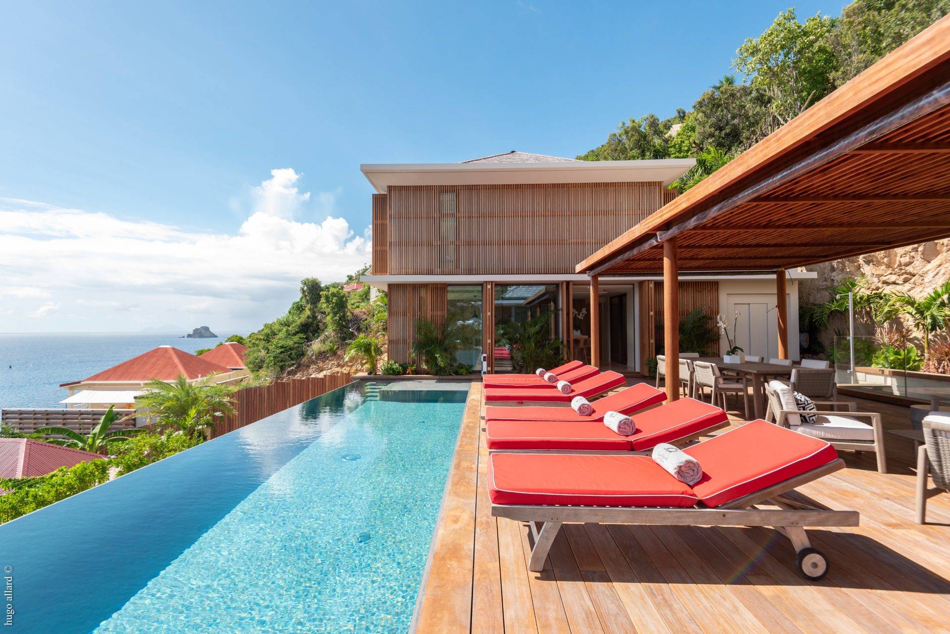 6-ideal-st-barth-villa-rentals-bianca-corrossol-pool-transats-min.jpg