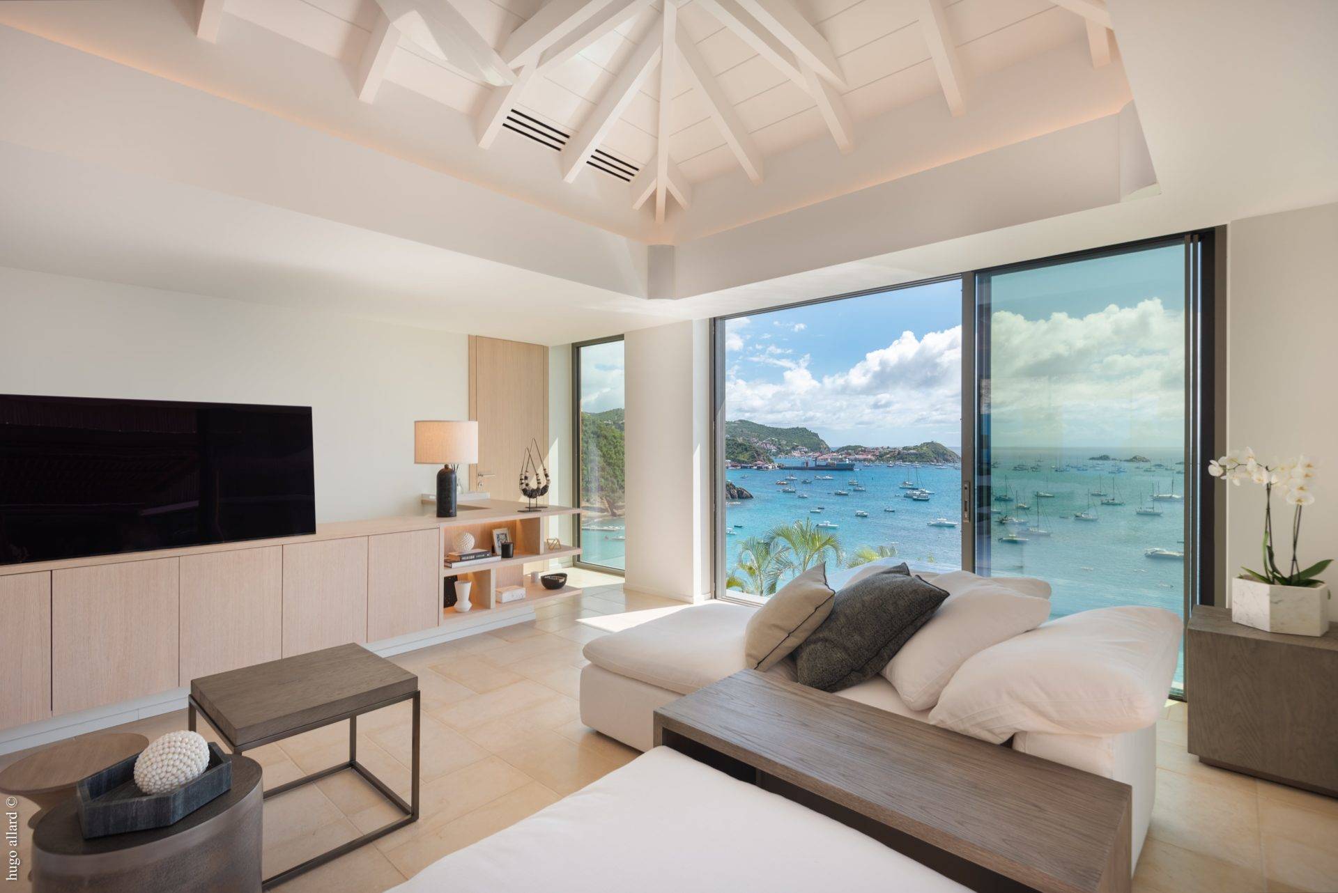 9-ideal-st-barth-villa-rentals-bianca-corrossol-living3-min.jpg