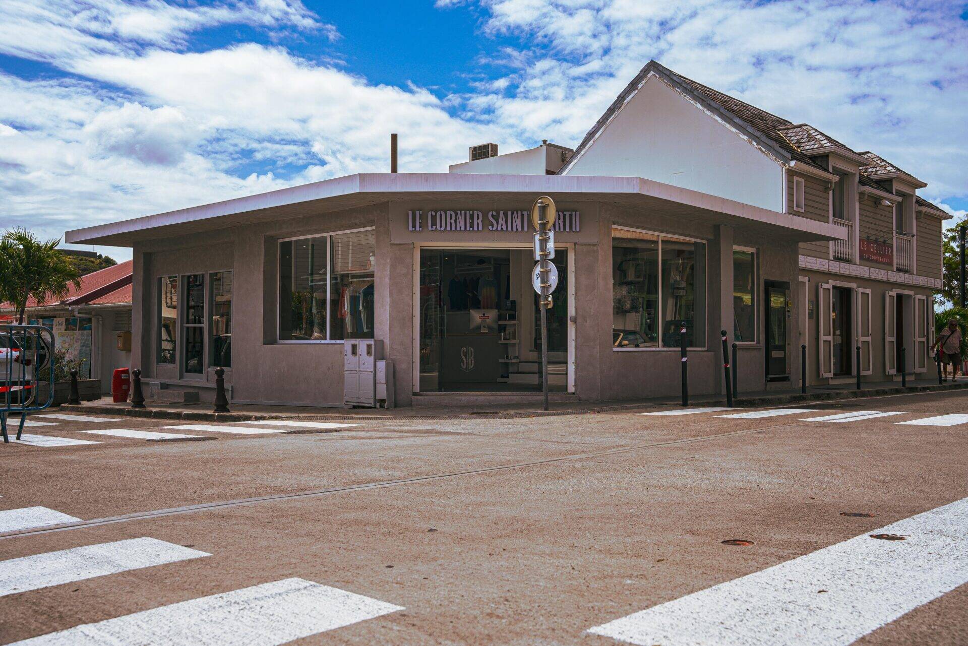 3-st-barth-le-corner-shopping-gustavia-st-barthelemy.jpeg