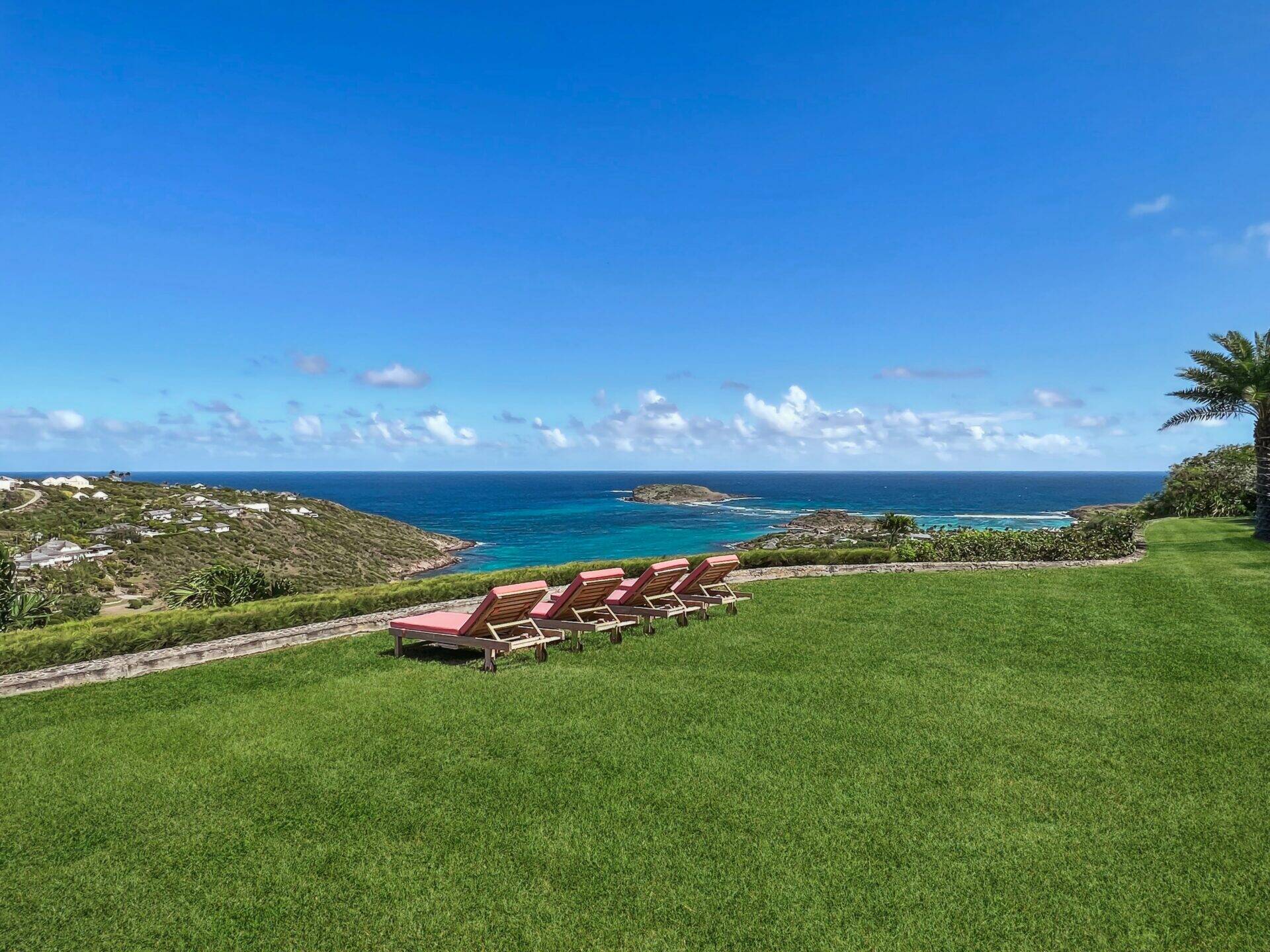 sun-beach-house-stbarth-mustique7-min.jpg