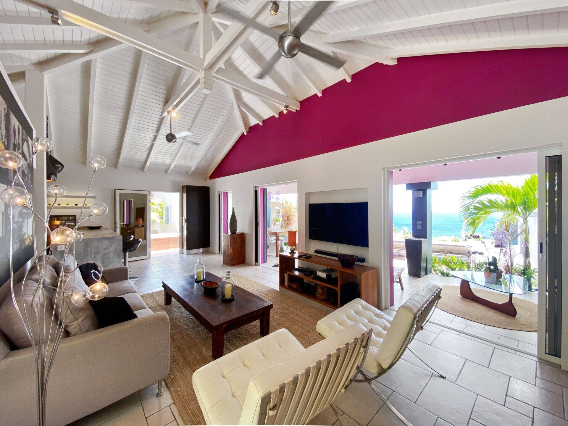 sun-beach-house-stbarth-vaguebleue6-min.jpg